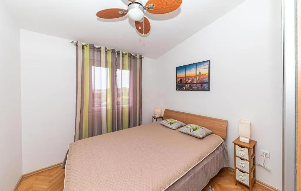 Villa Mandarina Kastela 0*,  Croatia