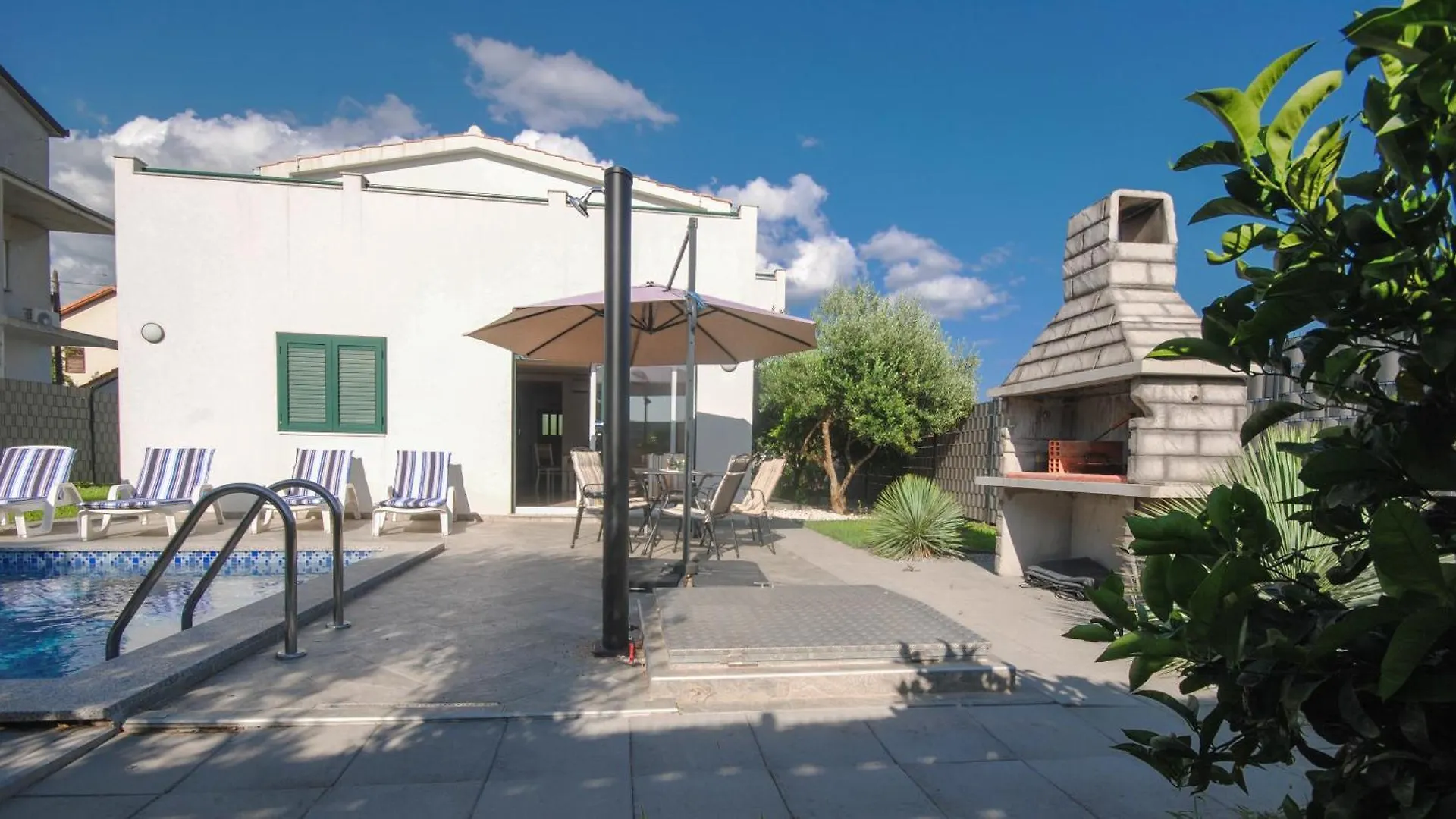 Holiday home Villa Mandarina Kastela Croatia