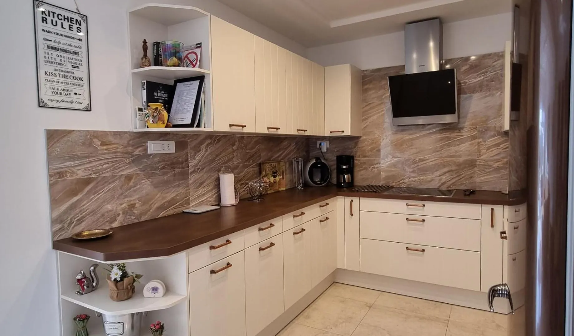 Villa Mandarina Kastela Holiday home
