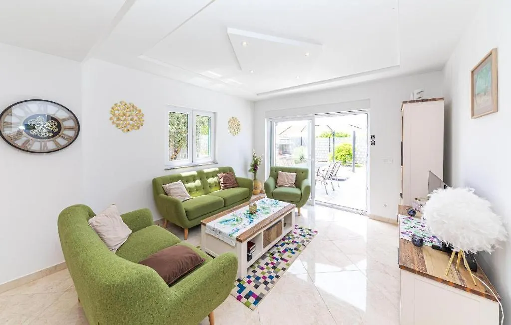 Holiday home Villa Mandarina Kastela
